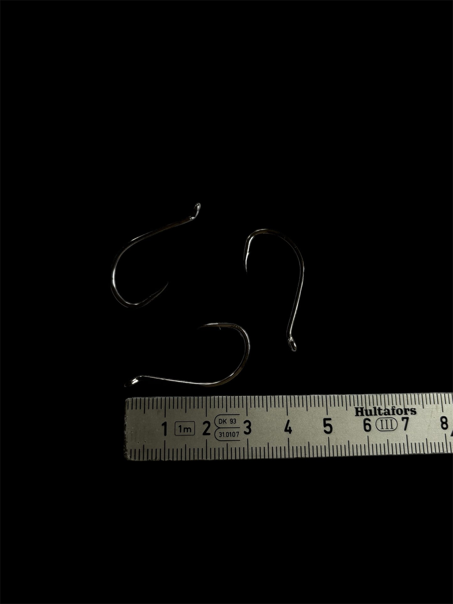 HI Carbon Steel Hook (Globe) 3/0